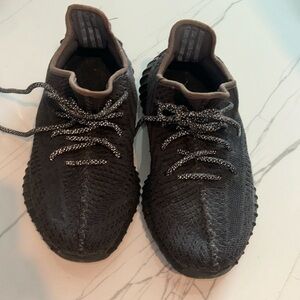 Yeezys all black unisex